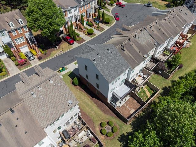 221 Balaban Circle, Woodstock, GA 30188