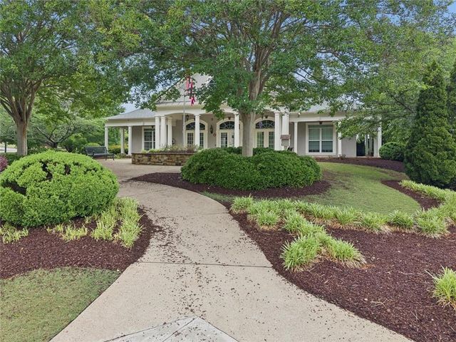 221 Balaban Circle, Woodstock, GA 30188