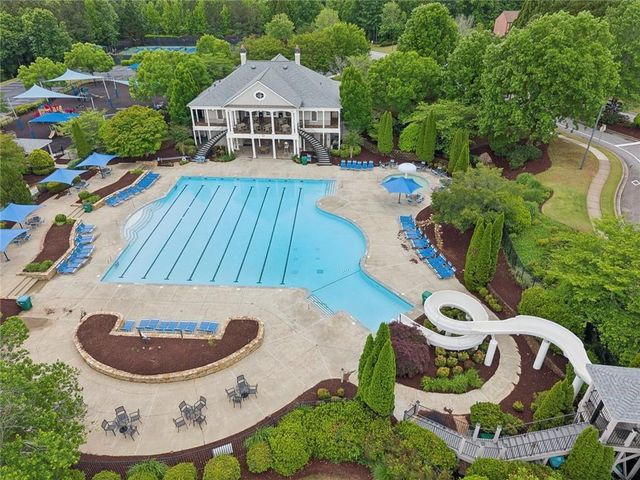 221 Balaban Circle, Woodstock, GA 30188