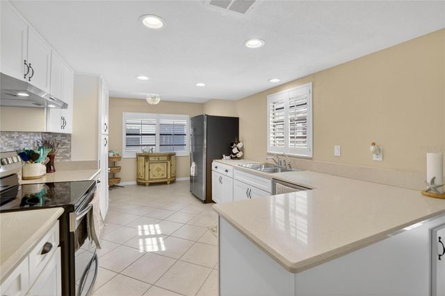 2001 HARTLEBURY WAY 432, Sun City Center, FL 33573