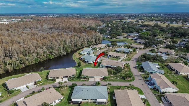 2001 HARTLEBURY WAY 432, Sun City Center, FL 33573