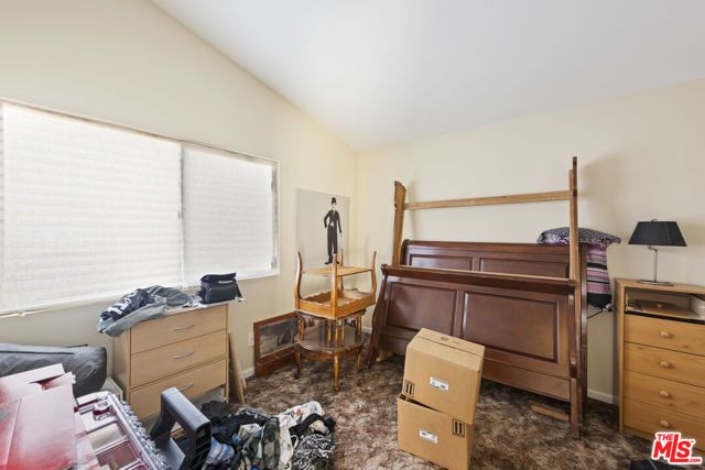 203 E Avenue R5, Palmdale, CA 93550