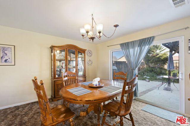 203 E Avenue R5, Palmdale, CA 93550