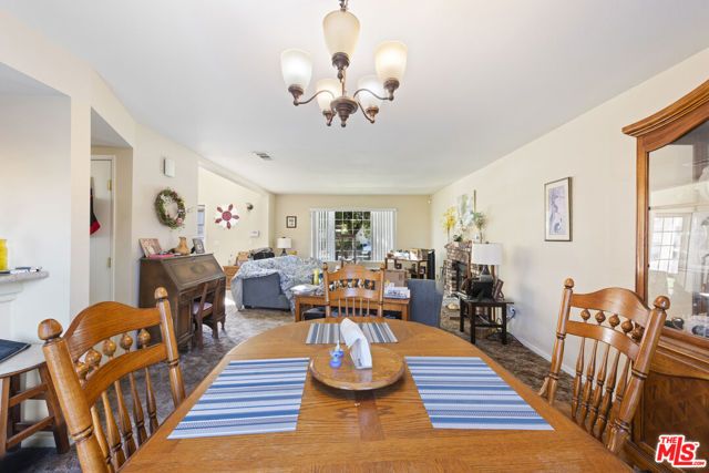 203 E Avenue R5, Palmdale, CA 93550