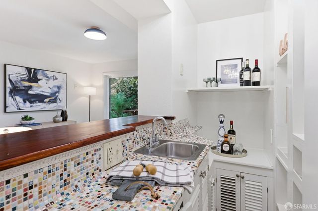 243 Molimo Drive, San Francisco, CA 94127