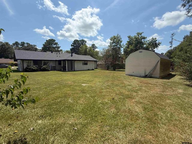 608 Pine Street, Henderson, TX 75654