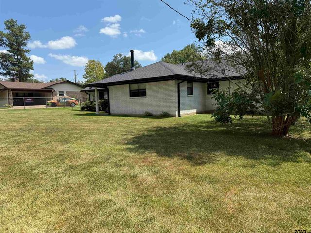 608 Pine Street, Henderson, TX 75654