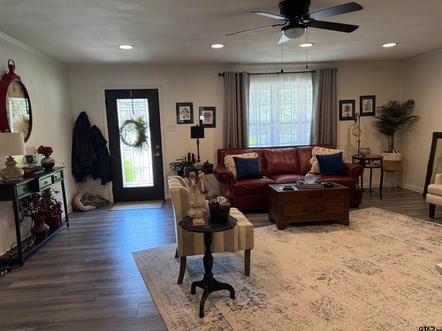 608 Pine Street, Henderson, TX 75654
