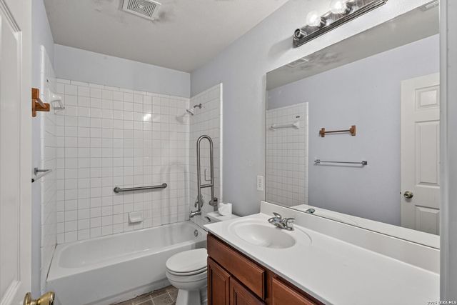 8706 Discovery Way, Converse, TX 78109