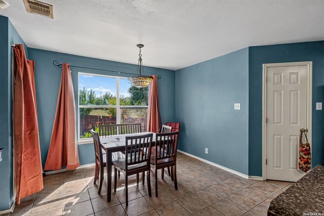 8706 Discovery Way, Converse, TX 78109