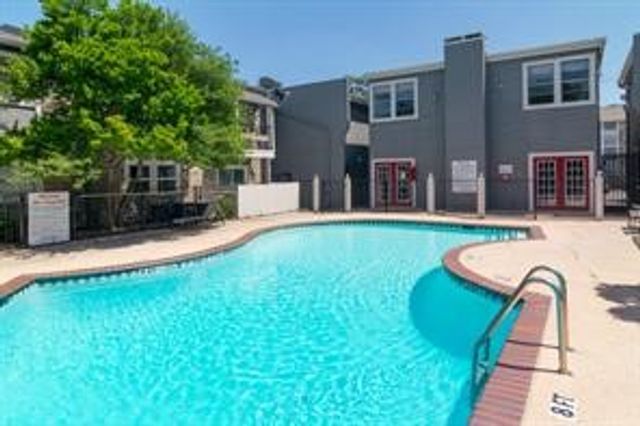 6067 Milton Street, Dallas, TX 75206