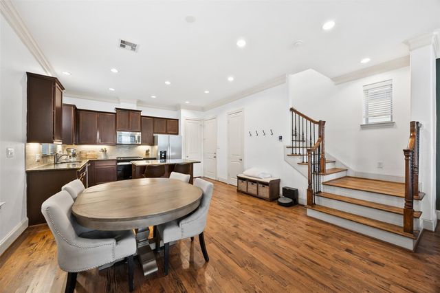 8758 Kempwood Drive, Houston, TX 77080