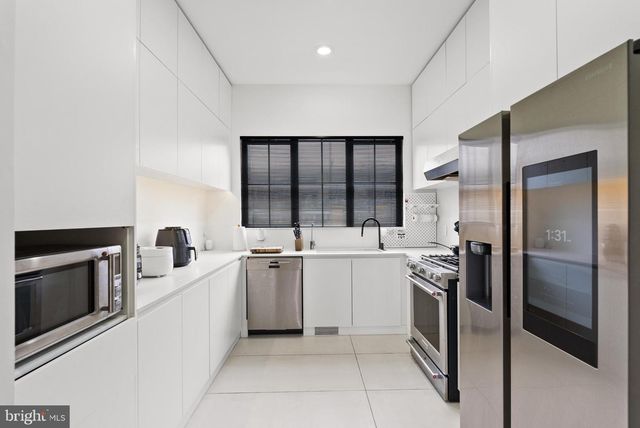 6621 HAYCOCK RD, Falls Church, VA 22043