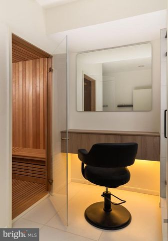 6621 HAYCOCK RD, Falls Church, VA 22043