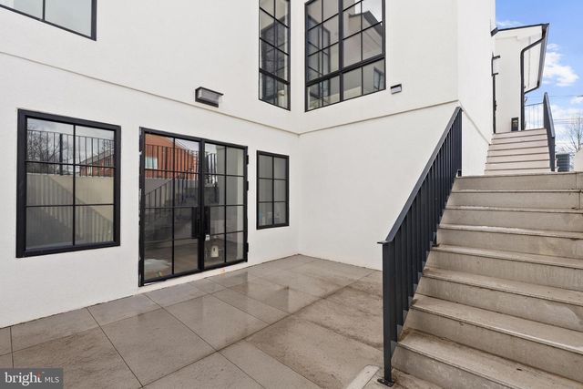 6621 HAYCOCK RD, Falls Church, VA 22043