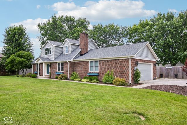 1924 S Avon Avenue, Avon, IN 46123