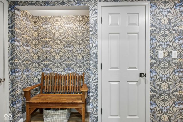 1924 S Avon Avenue, Avon, IN 46123