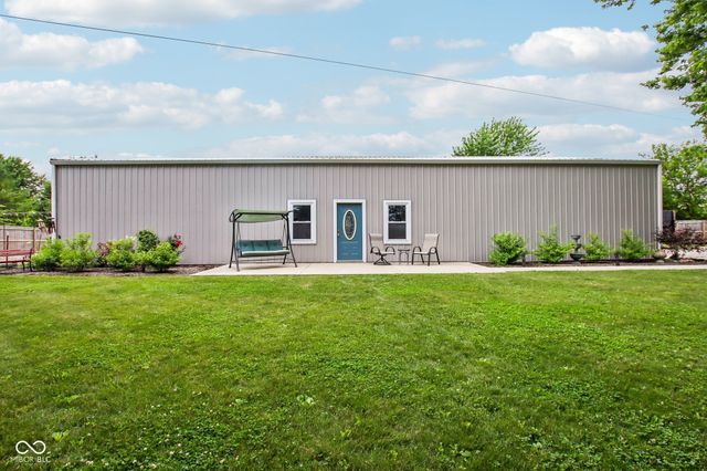 1924 S Avon Avenue, Avon, IN 46123