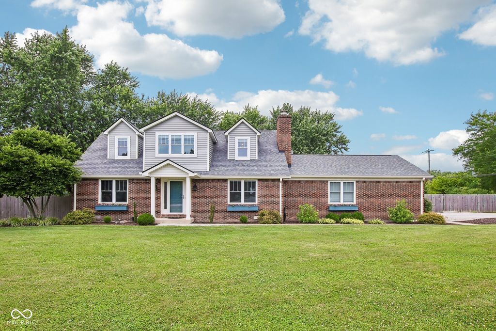 1924 S Avon Avenue, Avon, IN 46123