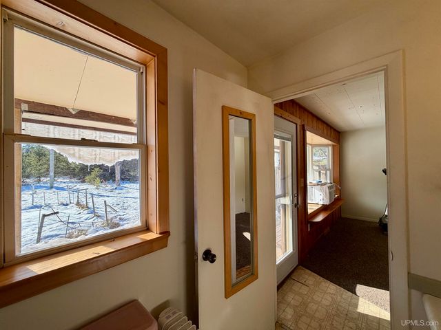 561 E M35 Highway, Gwinn, MI 49841