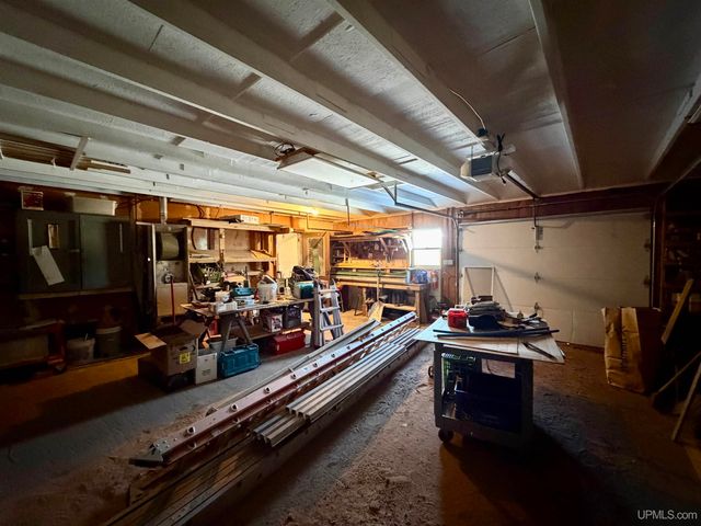 561 E M35 Highway, Gwinn, MI 49841