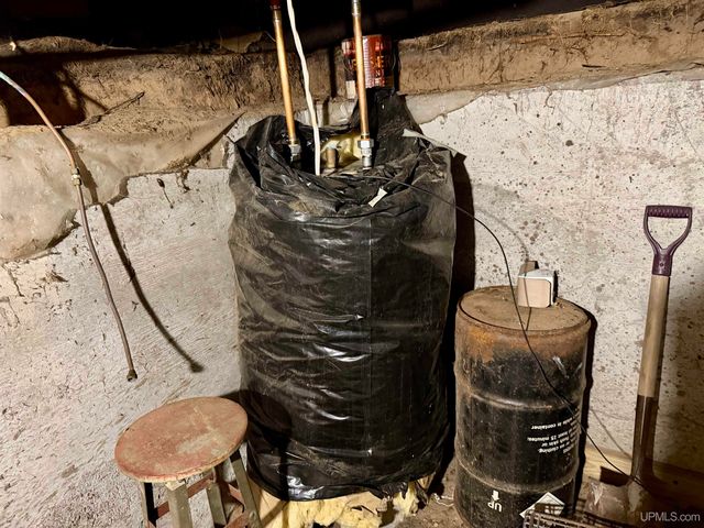 561 E M35 Highway, Gwinn, MI 49841