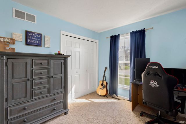 1913 Miniature Rose Lane, Mishawaka, IN 46544