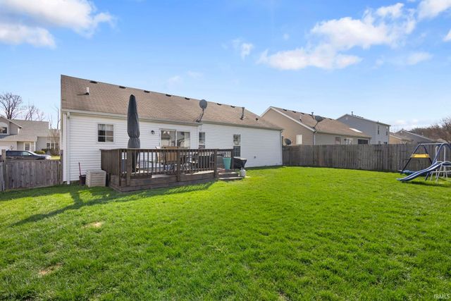 1913 Miniature Rose Lane, Mishawaka, IN 46544