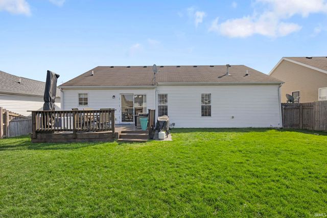 1913 Miniature Rose Lane, Mishawaka, IN 46544