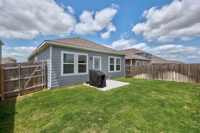 456 Thistle LN, Maxwell, TX 78656