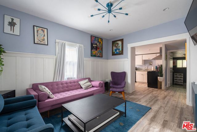 218 N Avenue 61, Los Angeles, CA 90042