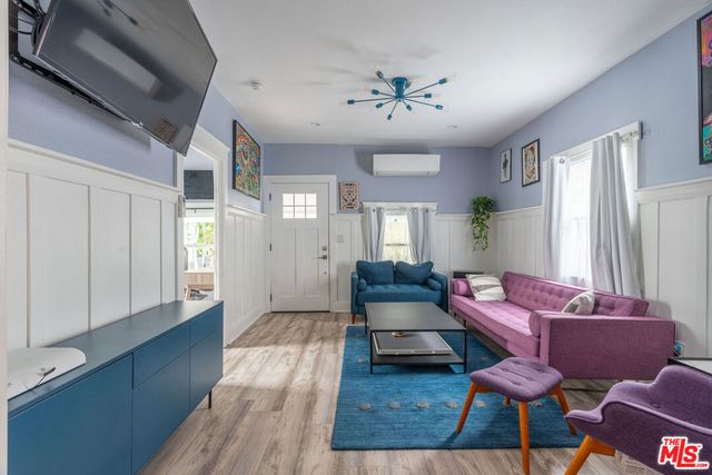 218 N Avenue 61, Los Angeles, CA 90042