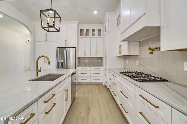 382 Annabelle Way, Jamestown, TN 38556