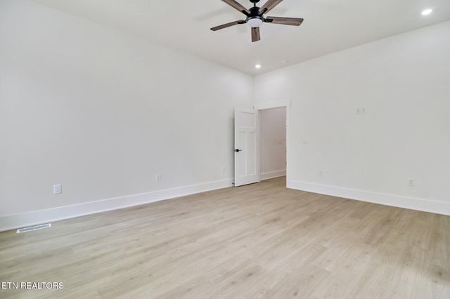 382 Annabelle Way, Jamestown, TN 38556