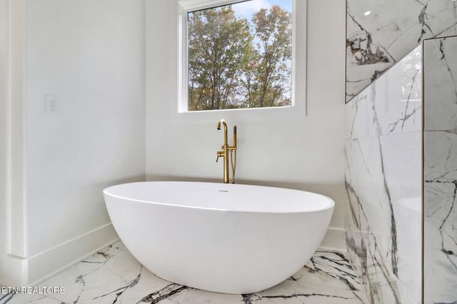 382 Annabelle Way, Jamestown, TN 38556