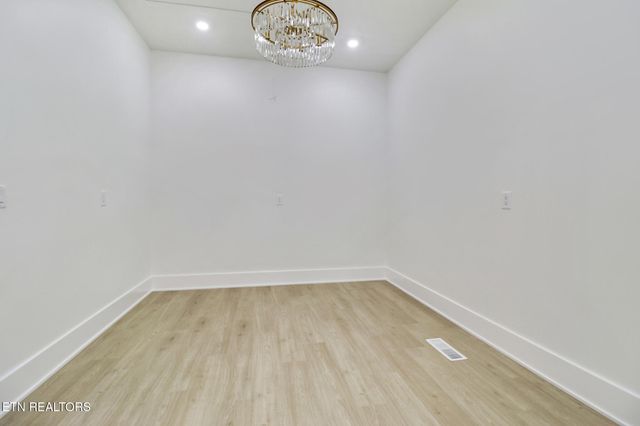 382 Annabelle Way, Jamestown, TN 38556