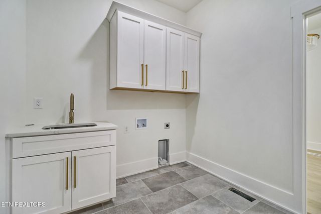 382 Annabelle Way, Jamestown, TN 38556