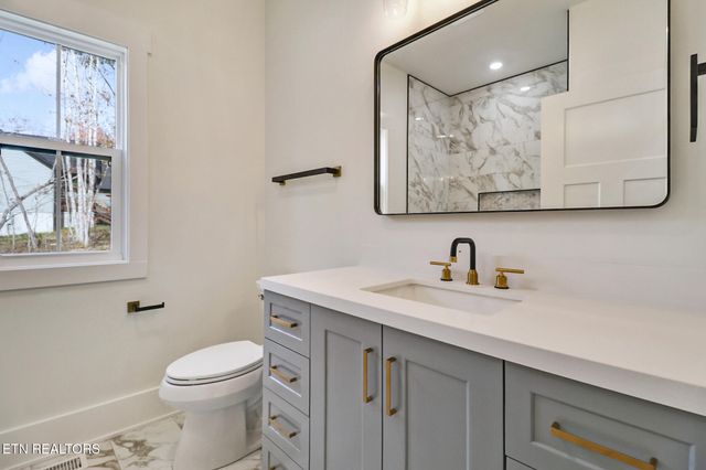 382 Annabelle Way, Jamestown, TN 38556