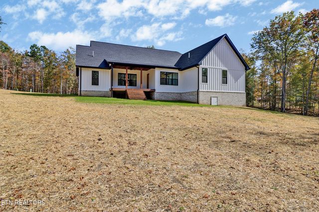 382 Annabelle Way, Jamestown, TN 38556