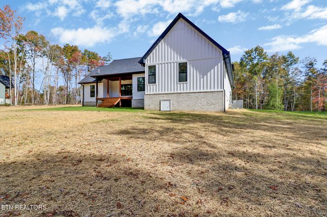 382 Annabelle Way, Jamestown, TN 38556