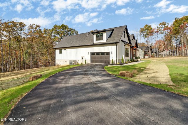 382 Annabelle Way, Jamestown, TN 38556