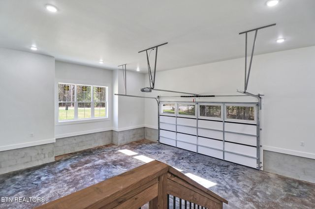 382 Annabelle Way, Jamestown, TN 38556