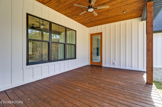 382 Annabelle Way, Jamestown, TN 38556