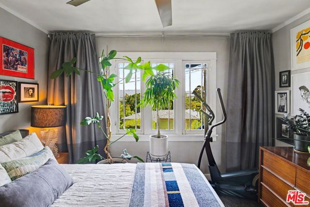 2449 Riverside Place, Los Angeles, CA 90039