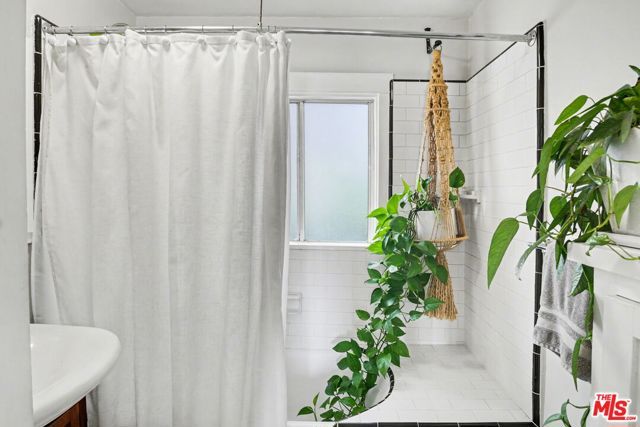 2449 Riverside Place, Los Angeles, CA 90039