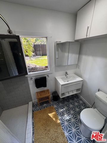 2449 Riverside Place, Los Angeles, CA 90039