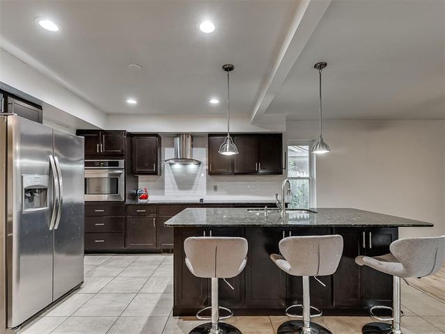 11616 Century Drive, Oklahoma City, OK 73162