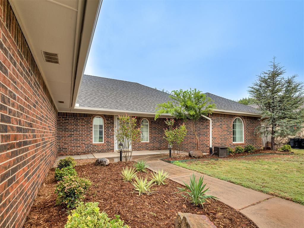 11616 Century Drive, Oklahoma City, OK 73162