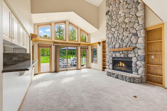 W220N11412 Amy Belle ROAD, Germantown, WI 53022