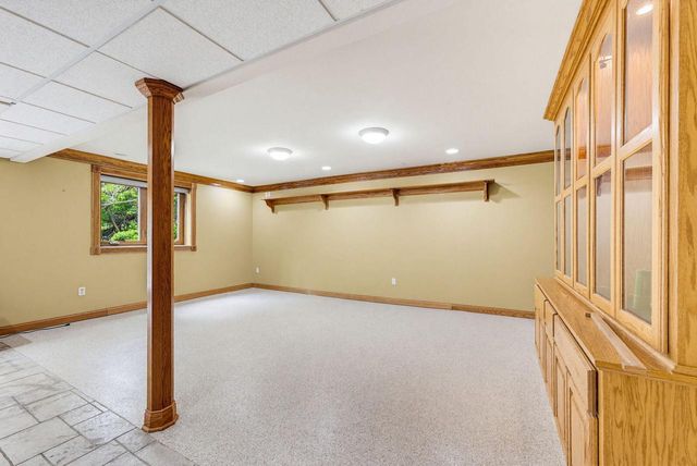 W220N11412 Amy Belle ROAD, Germantown, WI 53022